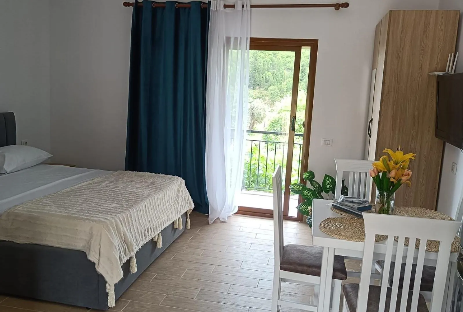 Eva & Resul Apartments Ilias