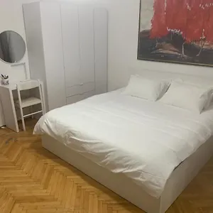 apt-alea2.hotels-in-tirana.com/